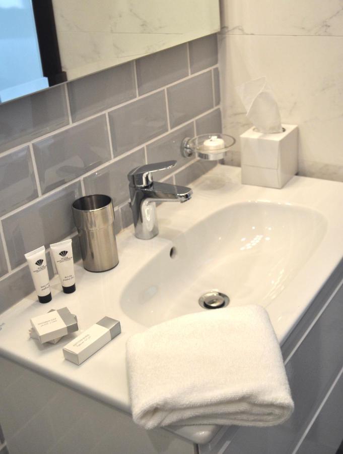 Luxury Suite - Amazing Views & Lovely Garden ซาลาลาห์ ภายนอก รูปภาพ